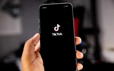 #WitchTok : TikTok ensorcelé par des sorcières, des cristaux et des sorts contre les ex